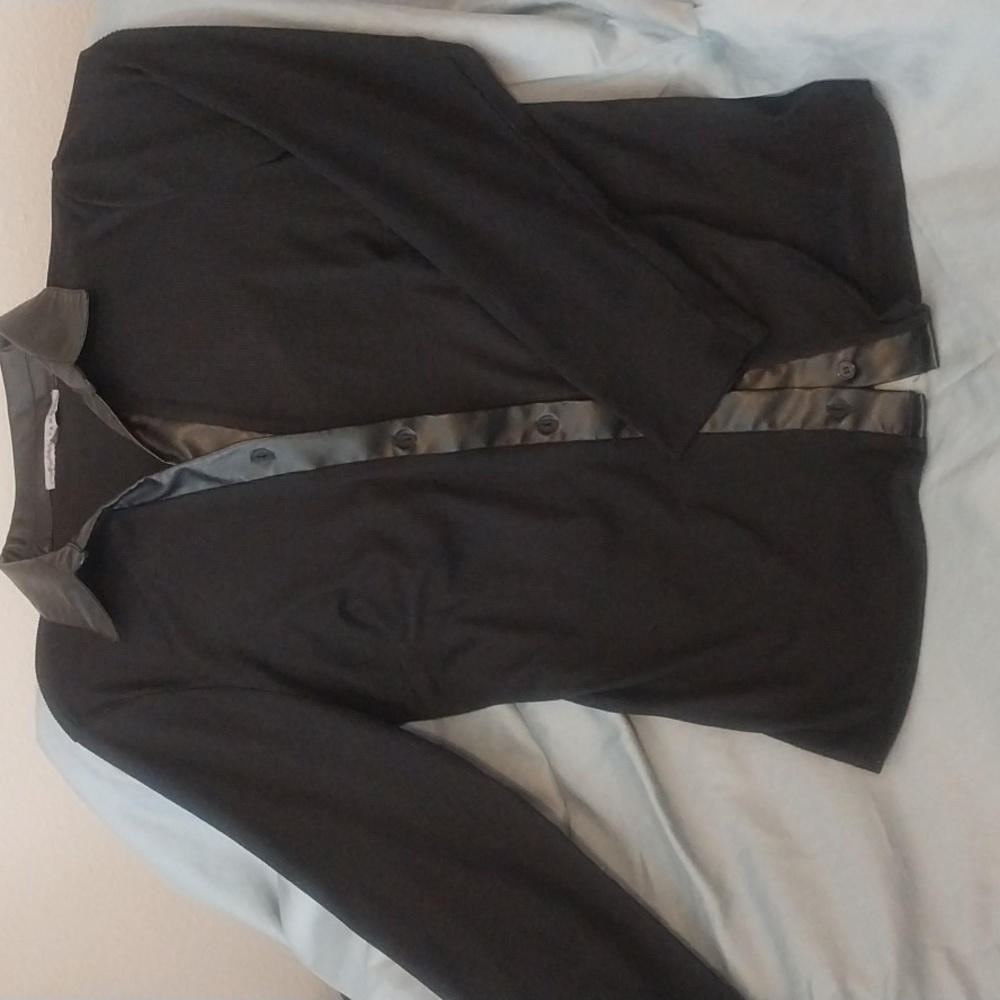 Shirt - Picture 2 of 2